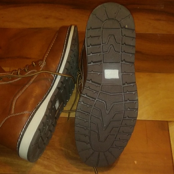 Shoe - Picture 5 of 6